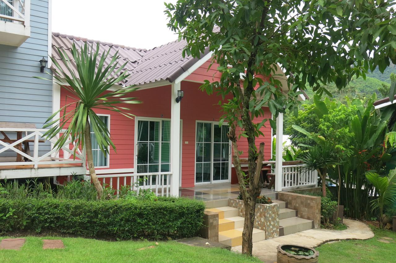 Suriyan Villa Kanchanaburi City Exteriör bild